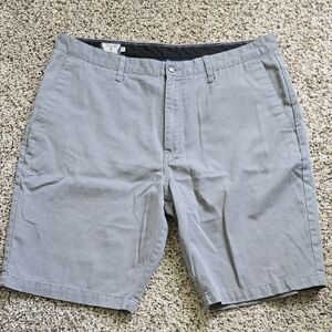 Men's Volcom Shorts Size 38